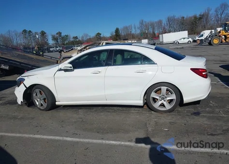 2019 Mercedes-Benz Cla 250 z USA, uszkodzony, nr VIN WDDSJ4EB8KN772233